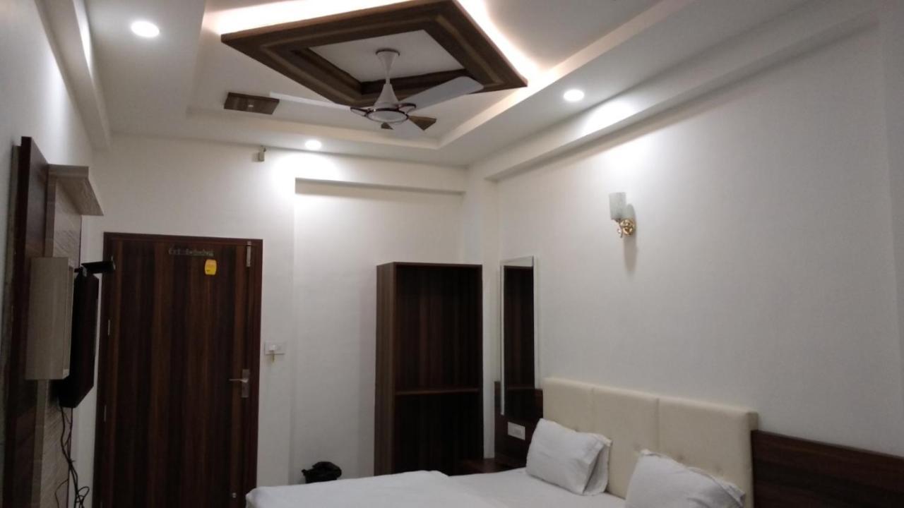 Hotel The Grand Shiva Gondal Zewnętrze zdjęcie
